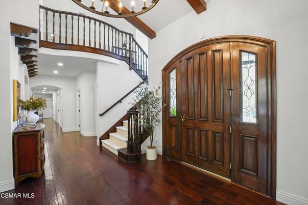 Chandelier, Interior, Recessed Lighting, Wooden Beams, Wood Texture Flooring