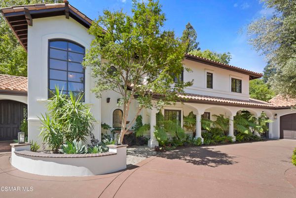 Attached, Exterior, Facade, Spanish Mediterranean