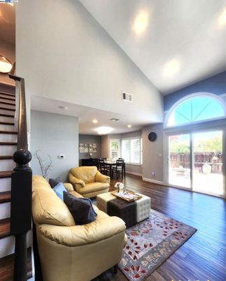 Dining room, Interior, Living room, Recessed Lighting, Wood Texture Flooring