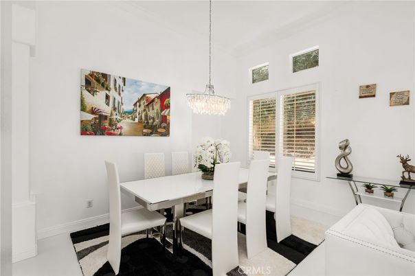 Chandelier, Dining room, Interior