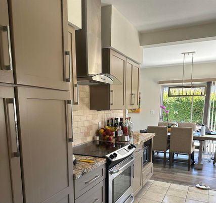 Dining room, Interior, Kitchen, Pendant Lights, Stainless Steel Appliances, Wood Texture Flooring