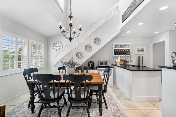 Chandelier, Dining room, Interior, Recessed Lighting