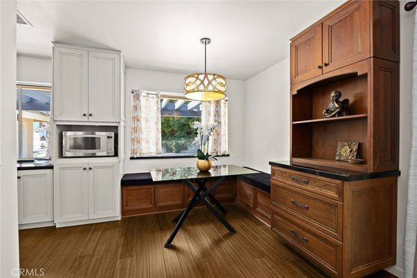 Interior, Kitchen, Pendant Lights, Wood Texture Flooring