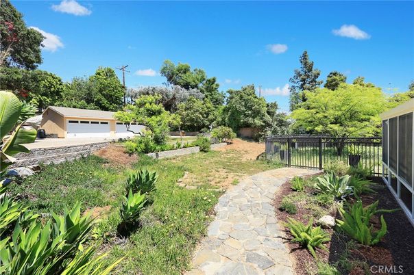 Backyard, Detached Garage, Exterior