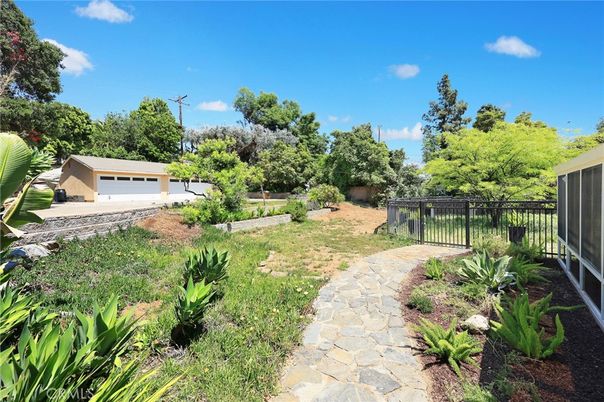 Backyard, Detached Garage, Exterior