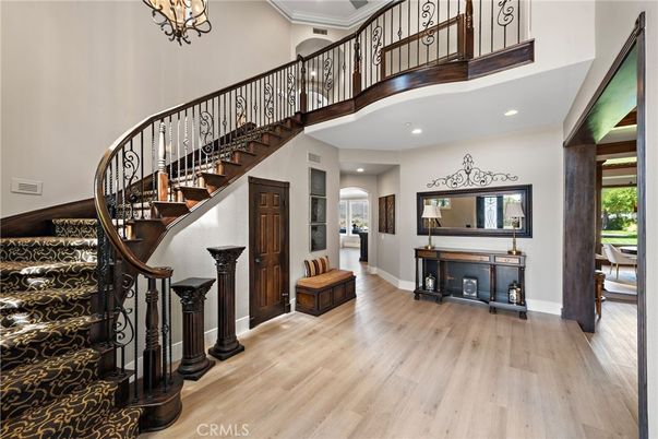 Chandelier, Interior, Recessed Lighting, Wood Texture Flooring