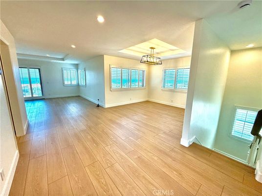 Empty room, Interior, Pendant Lights, Recessed Lighting, Wood Texture Flooring