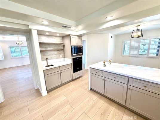 Interior, Kitchen, Pendant Lights, Recessed Lighting, Wood Texture Flooring