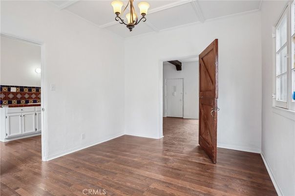 Chandelier, Empty room, Interior, Wood Texture Flooring