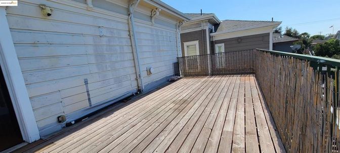 Exterior, Wood Texture Flooring