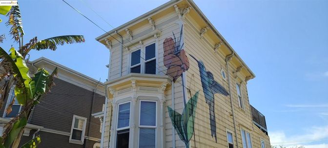 Exterior, Facade, None