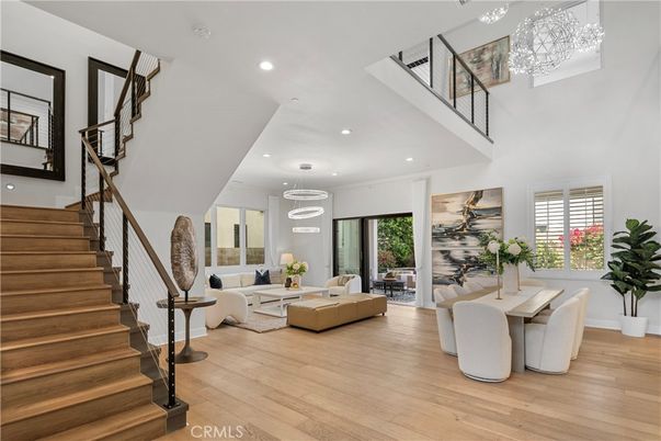 Dining room, Interior, Living room, Pendant Lights, Recessed Lighting, Wood Texture Flooring