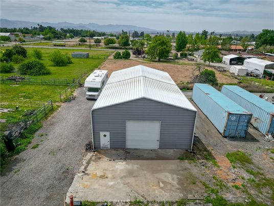 Exterior, Drone