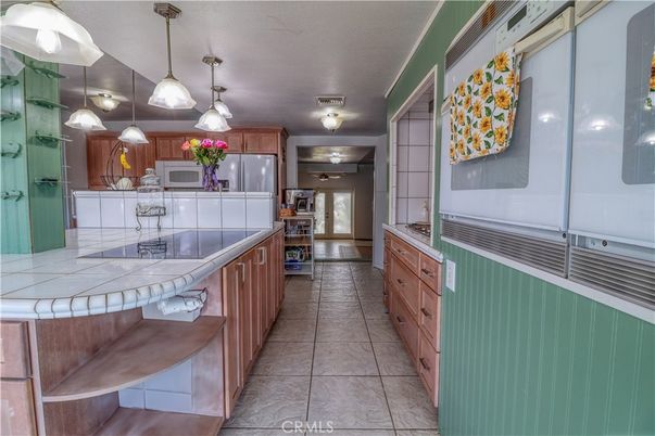 Interior, Kitchen, Pendant Lights, Tile Countertops
