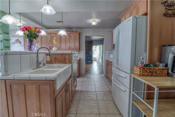 Interior, Kitchen, Pendant Lights, Tile Countertops
