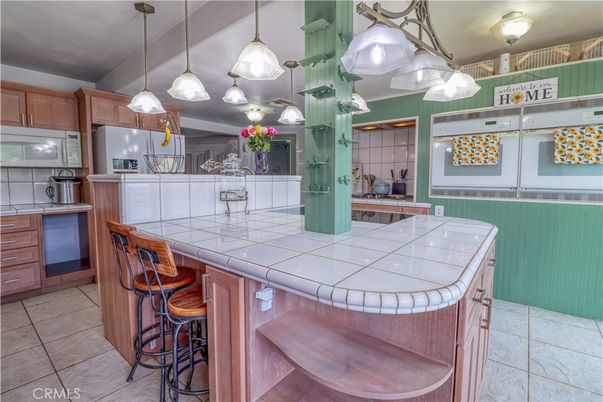 Interior, Kitchen, Pendant Lights, Tile Countertops
