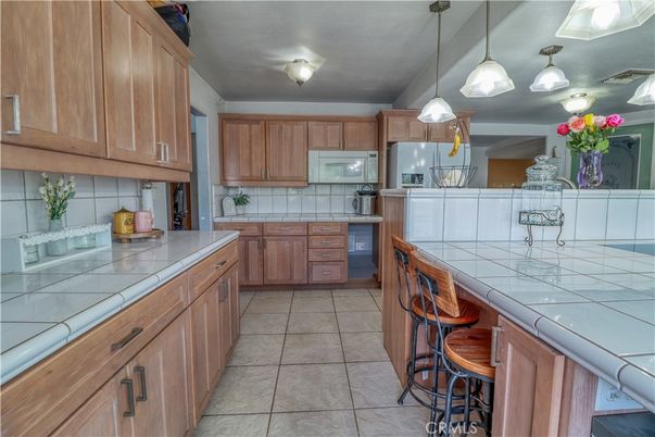 Interior, Kitchen, Pendant Lights, Tile Countertops