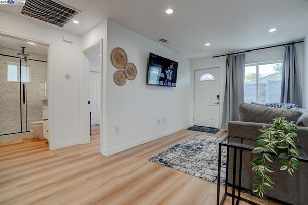 Bathroom, Interior, Recessed Lighting, Wood Texture Flooring
