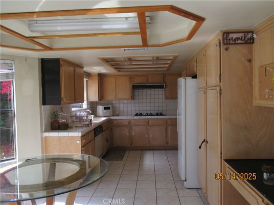 Interior, Kitchen, Tile Countertops