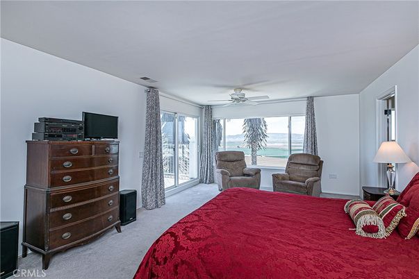 Bedroom, Interior, Water