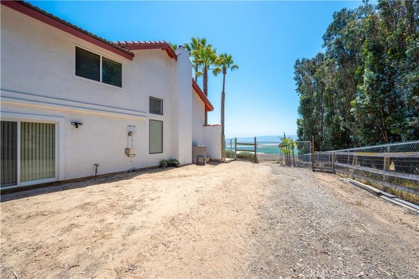 Backyard, Exterior, Water