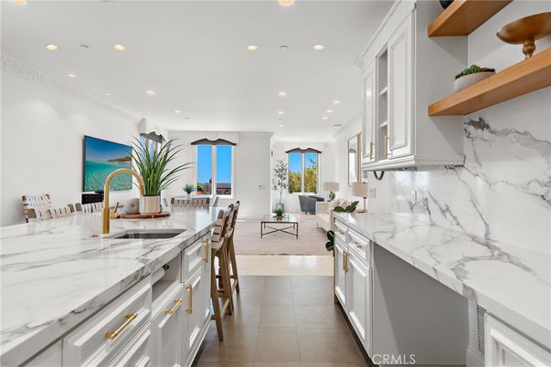 Dining room, Interior, Kitchen, Recessed Lighting