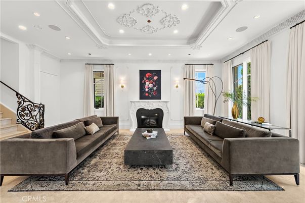 Fireplace, Interior, Living room, Recessed Lighting