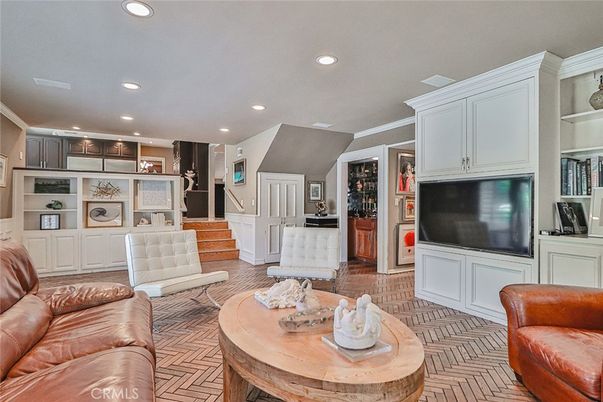 Interior, Kitchen, Living room, Recessed Lighting, Wood Texture Flooring
