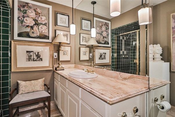 Bathroom, Interior, Pendant Lights