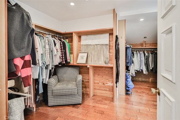 Interior, Recessed Lighting, Walk-in Closets, Wood Texture Flooring