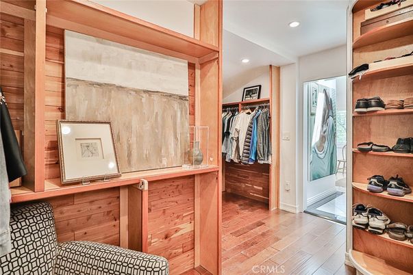Interior, Recessed Lighting, Walk-in Closets, Wood Texture Flooring