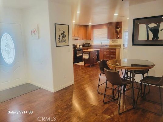 Dining room, Interior, Kitchen, Recessed Lighting, Wood Texture Flooring