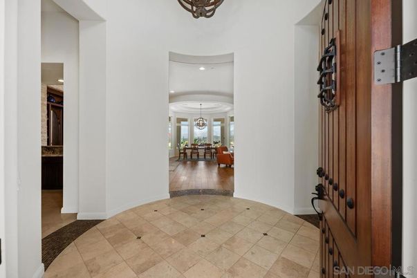 Chandelier, Dining room, Interior, Pendant Lights, Recessed Lighting, Wood Texture Flooring