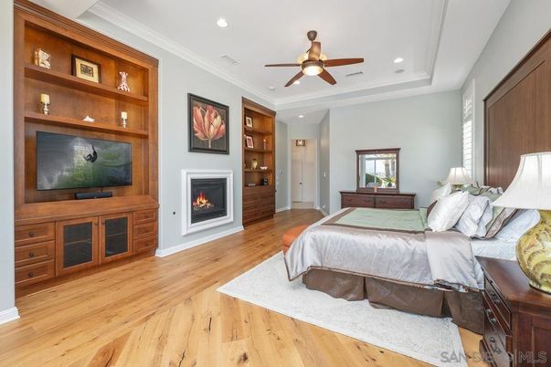 Bedroom, Fireplace, Interior, Recessed Lighting, Wood Texture Flooring