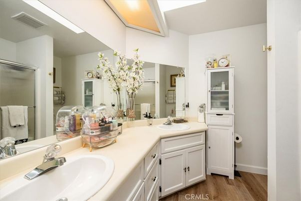 Bathroom, Dual Sink Vanities, Interior, Wood Texture Flooring