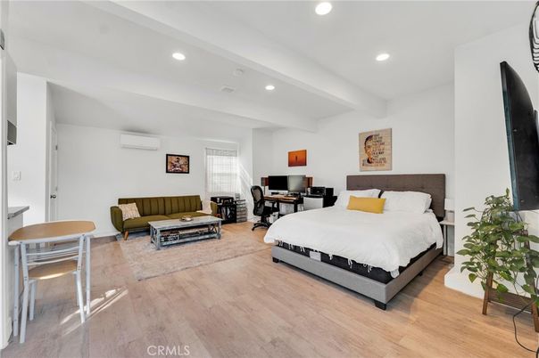 Bedroom, Home Office, Interior, Recessed Lighting, Wood Texture Flooring