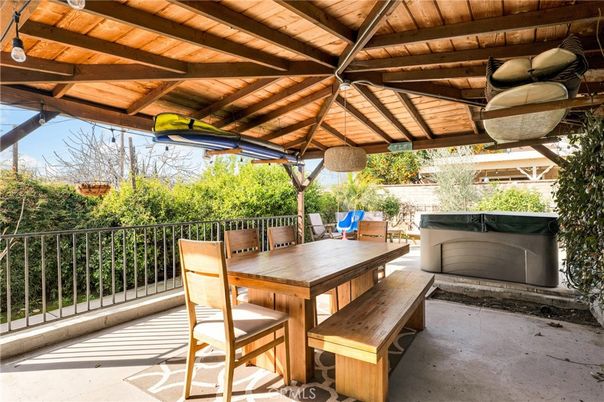 Exterior, Hot Tub