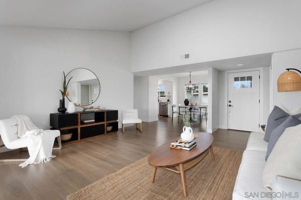 Chandelier, Dining room, Interior, Kitchen, Living room, Pendant Lights, Wood Texture Flooring