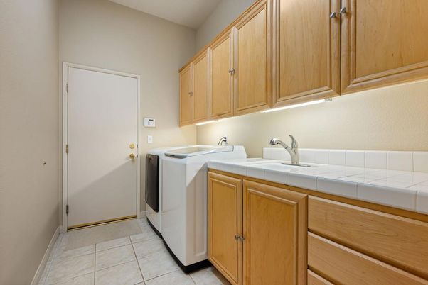 Interior, Washer