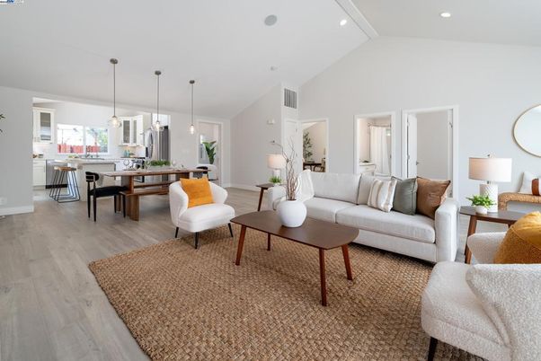 Dining room, Interior, Kitchen, Living room, Pendant Lights, Recessed Lighting, Wood Texture Flooring