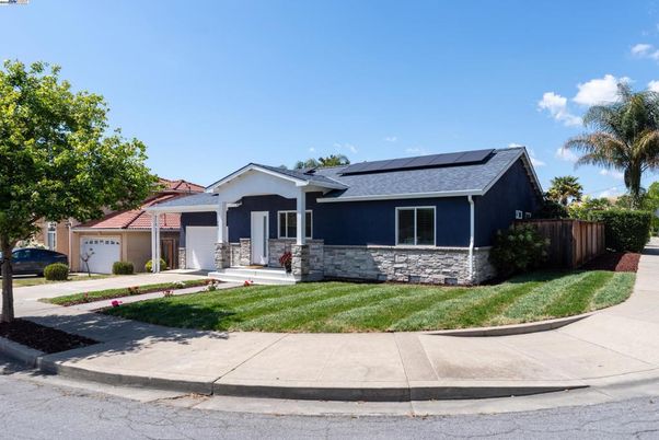 Attached, Exterior, Facade, Solar Panels, Ranch