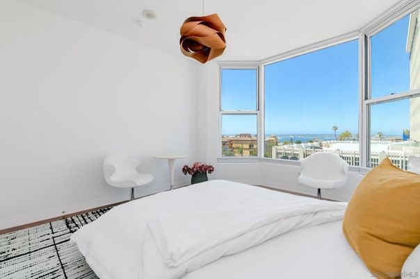Bedroom, Interior, Water