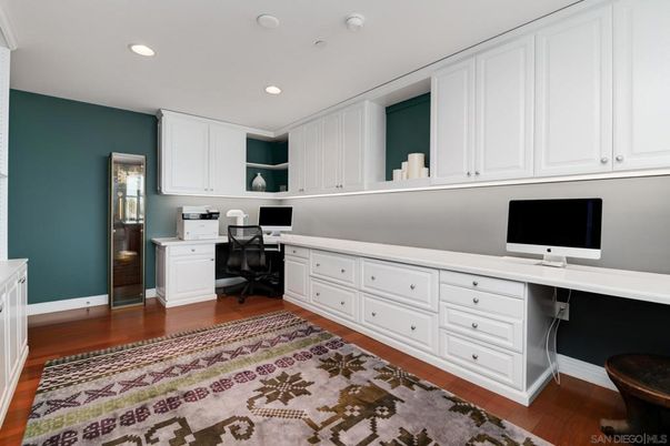 Home Office, Interior, Recessed Lighting, Wood Texture Flooring