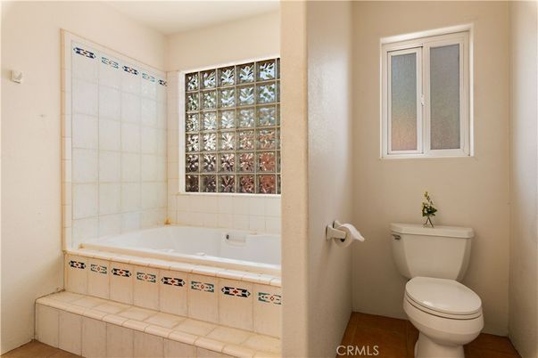 Bathroom, Interior, Tile Countertops