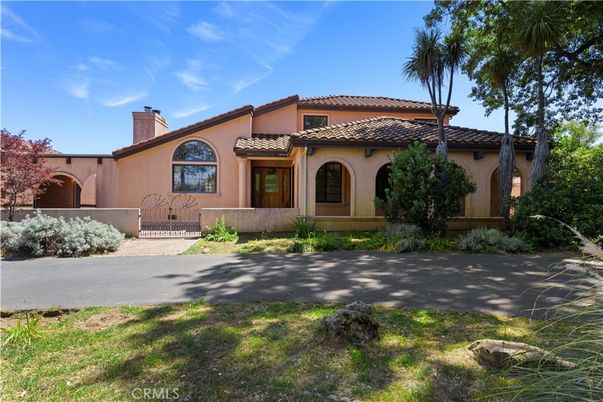 Backyard, Exterior, Facade, Mediterranean