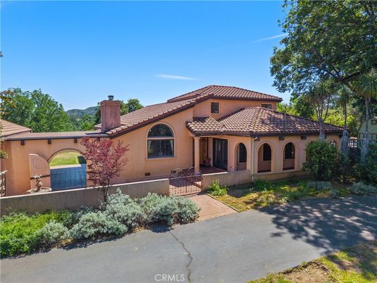 Backyard, Exterior, Facade, Mediterranean
