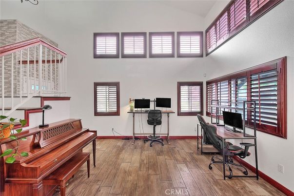 Home Office, Interior, Piano, Wood Texture Flooring
