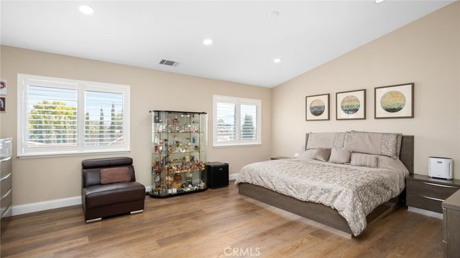 Bedroom, Interior, Recessed Lighting, Wood Texture Flooring