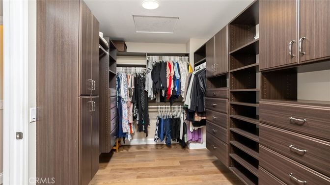 Interior, Recessed Lighting, Walk-in Closets, Wood Texture Flooring