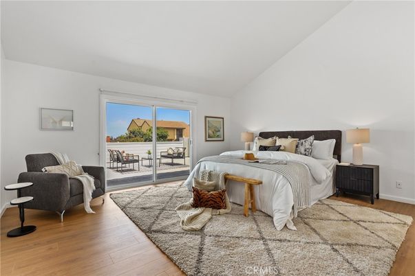 Bedroom, Interior, Water, Wood Texture Flooring
